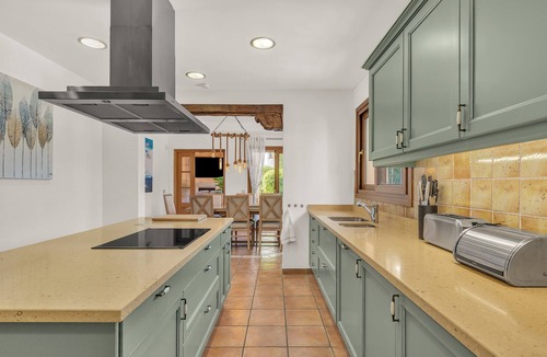 San Pedro de Alcantara Villa | Villa Magnolia