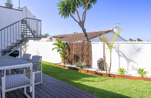 Urbanizacion Costabella Villa | Villa Madrugada - beachside villa in Costabella