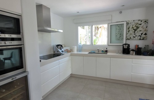 Urbanizacion Pinos Verdes Villa | VILLA o KALA, in Carib Playa, walking distance to the beach