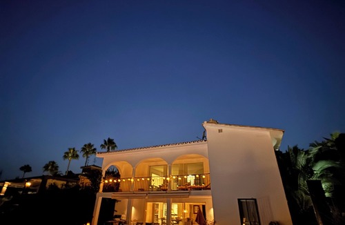 Urbanizacion Pinos Verdes Villa | Wonderful 5 bedroom beach villa, pool, seaside, Hi Speed Wifi, TV