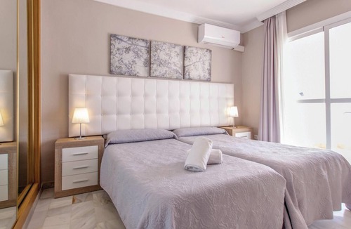 Urbanizacion Hacienda las Chapas House | Wonderful, livable house located in a resort, quiet and equipped with all comforts.