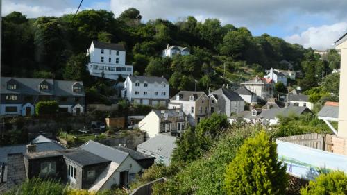 Commanders Cabin in Looe