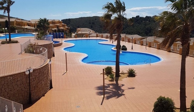 Magnificent quiet apartment close to everything with swimming pool.