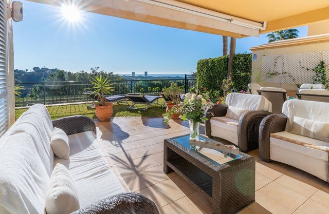 Elviria Hills 
