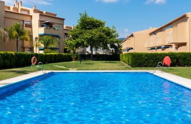 La Reserva de Alvarito Apartment - EaW Homes