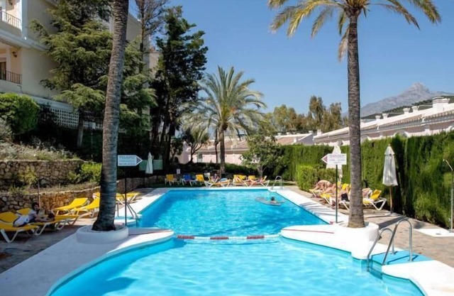 Luxurious apartment 95m2 - Puerto Banus - 3 GOLF Nearby