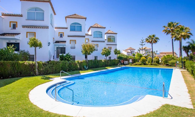 Urbanizacion Costabella Apartment | 100 m² Apartment ∙ 2 bedrooms ∙ 4 guests