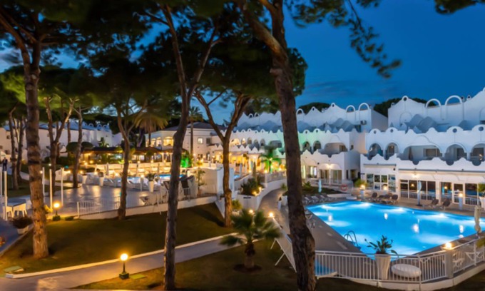 Urbanizacion Hacienda las Chapas House | 101 m² House ∙ 1 bedroom ∙ 3 guests