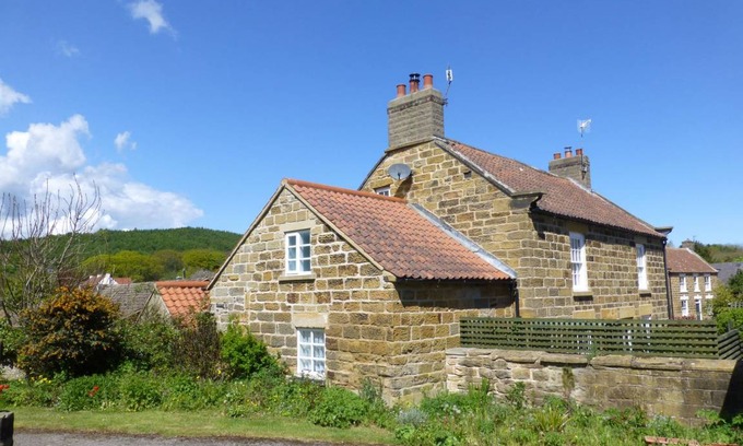 Cloughton Cottage | 105 m² Cottage ∙ 2 bedrooms ∙ 4 guests