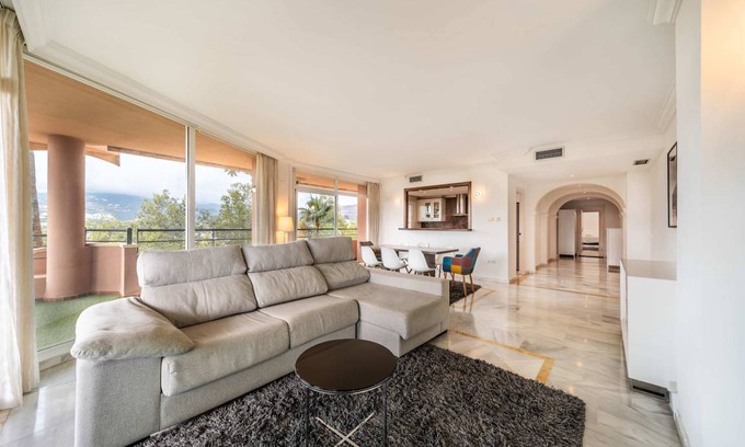 Nueva Andalucia Apartment | 120 m² Apartment ∙ 3 bedrooms ∙ 6 guests