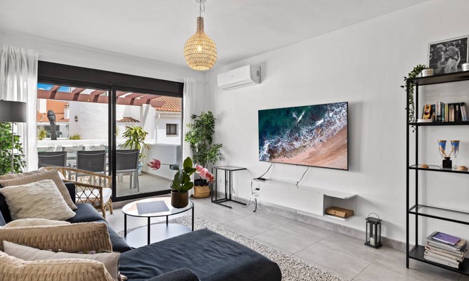 Nueva Andalucia Apartment | 145 m² Apartment ∙ 3 bedrooms ∙ 6 guests