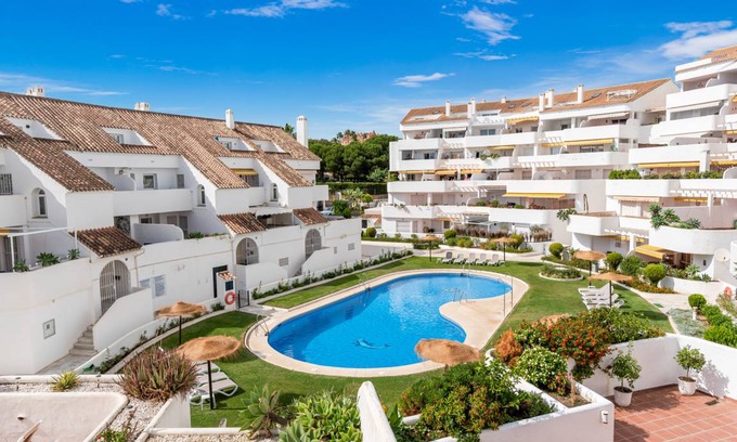 Nueva Andalucia Apartment | 151 m² Apartment ∙ 3 bedrooms ∙ 5 guests
