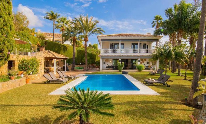 Urbanizacion el Rosario Villa | 200 m² Villa ∙ 5 bedrooms ∙ 11 guests