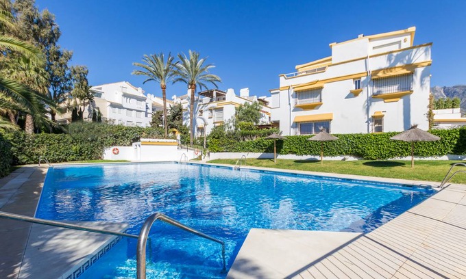 Golden Mile House | 220 m² House ∙ 4 bedrooms ∙ 8 guests