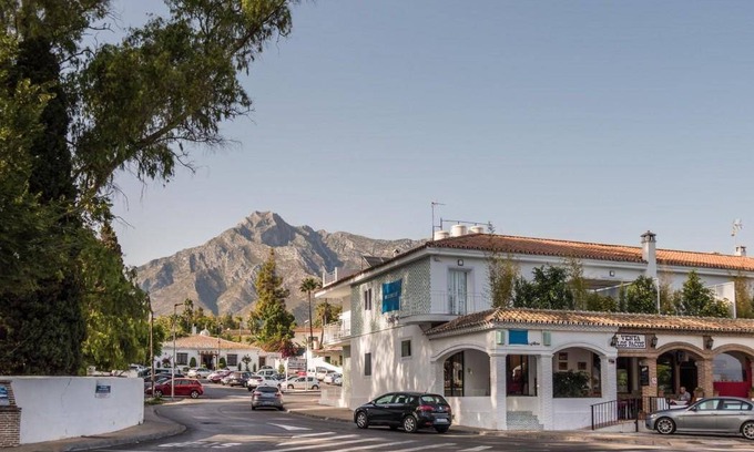 Golden Mile Hotel | 25 m² Hotel ∙ 127 guests