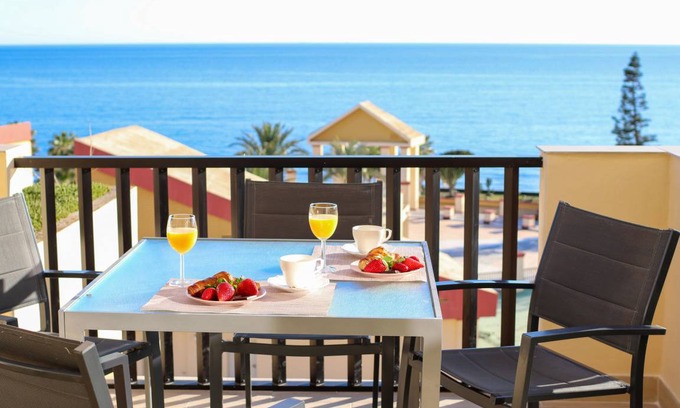 Nikki Beach Apartment | 40 m² Apartment ∙ 1 bedroom ∙ 4 guests