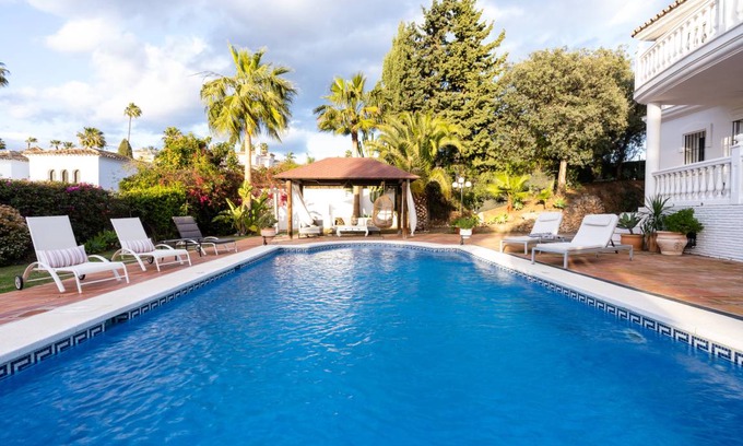 Urbanizacion el Rosario Villa | 410 m² Villa ∙ 5 bedrooms ∙ 10 guests