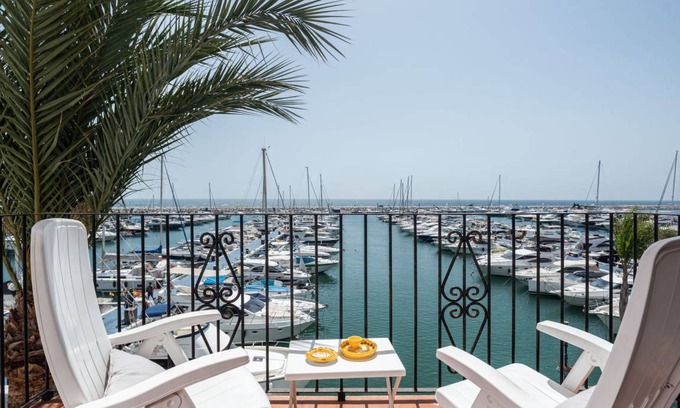 Puerto Banus Apartment | 87 m² Apartment ∙ 2 bedrooms ∙ 4 guests