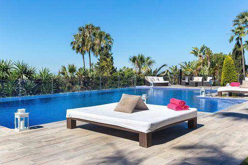 Elviria House | 925 m² House ∙ 8 bedrooms ∙ 16 guests