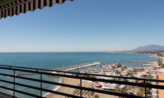 Marbella City Centre Apartment | Apartamento Mediterraneo Side