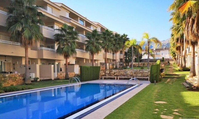 Pego Apartment | Beautiful modern apartment with 1 bedrooms for 2-3 people located in a luxury community wi