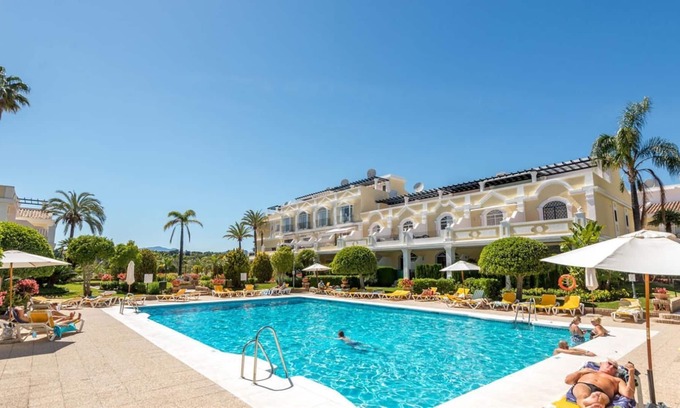 Marbella Apartment | Breathtaking view close to Puerto Banus
