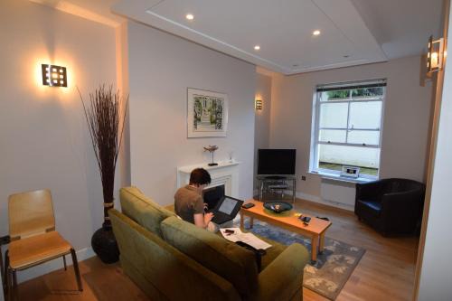 South Cliff Apartment | Easby Hall 22