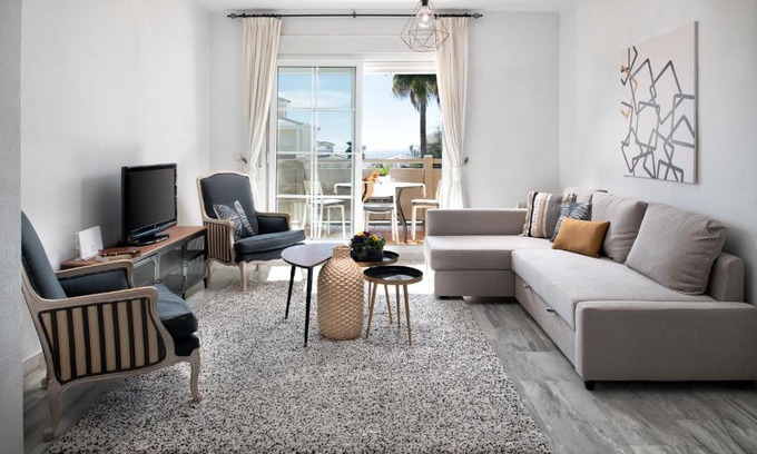 Marbella Apartment | First line golf apartment in Cabopino II