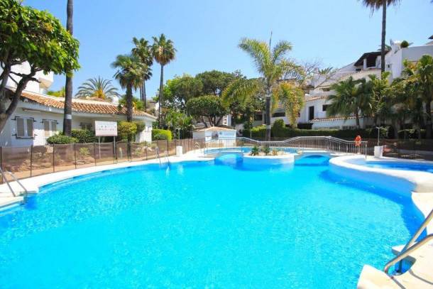 Marbella Apartment | Golden Beach house