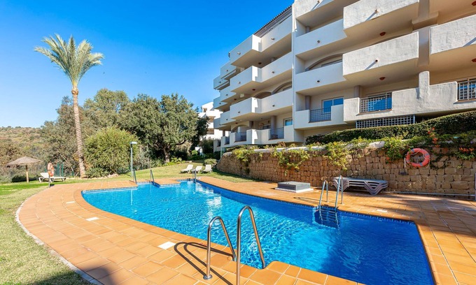 Elviria Apartment | Green Hills Chic 3 Bed Apt Elviria, Marbella
