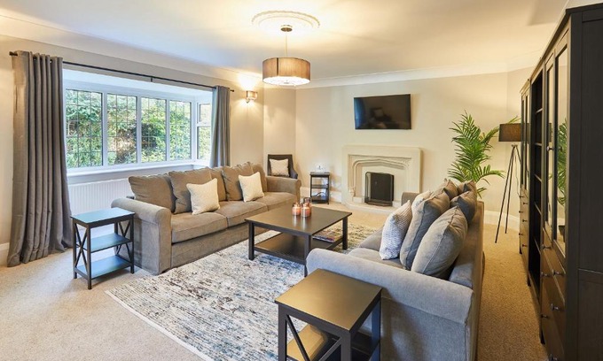 Scalby House | Host & Stay - White Lodge