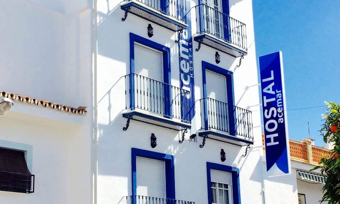 San Pedro de Alcantara Hostel | HOSTAL ACEMAR