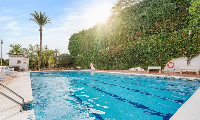 Nueva Andalucia Apartment | La Maestranza - Luxury Renovated Apartment