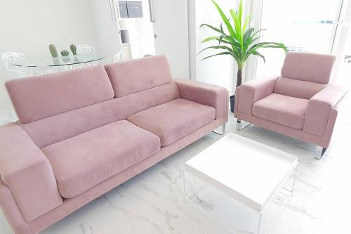 Marbella City Centre Apartment | SKOL 645. Exclusive Three Bedrooms Apartment with Sea Views