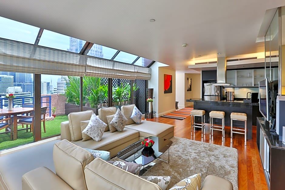 Photo of Livingroom in Embassy District