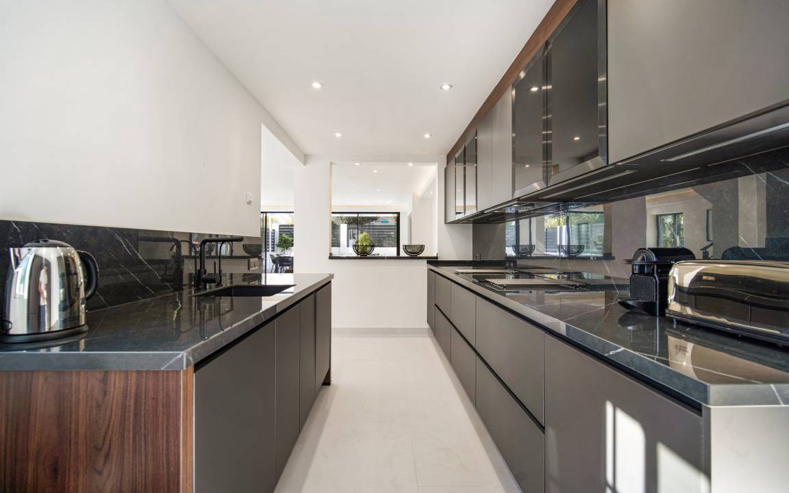 Photo of Kitchen in Golden Mile