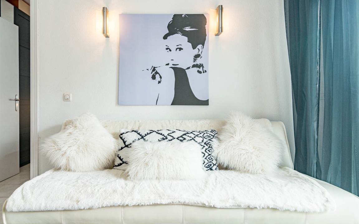 Photo of Bedroom in Golden Mile