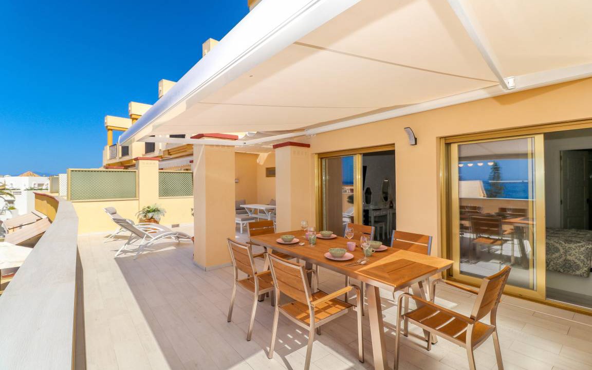 Photo of Patio Balcony in Nikki Beach