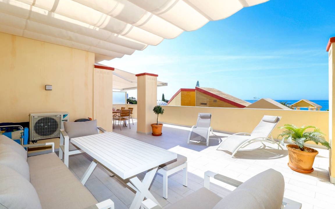 Photo of Patio Balcony in Nikki Beach