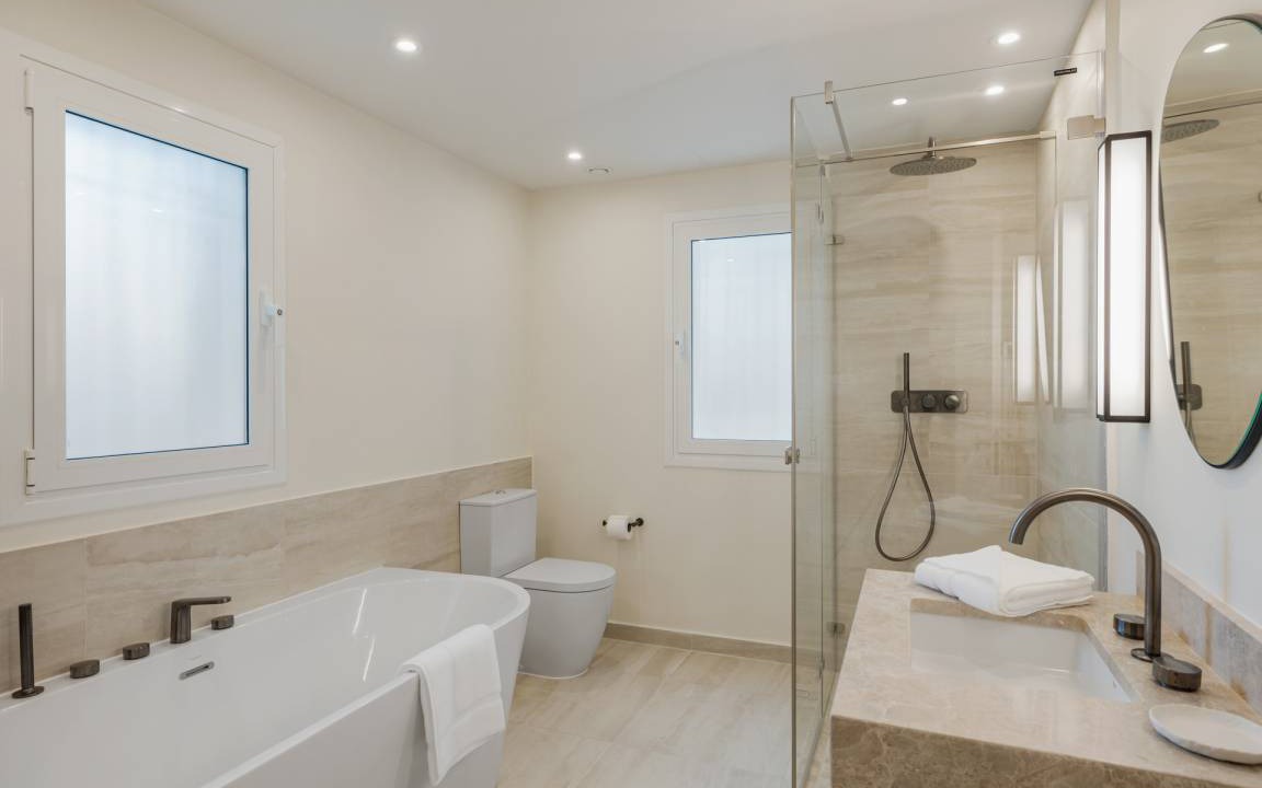 Photo of Bathroom in Urbanizacion Hacienda las Chapas