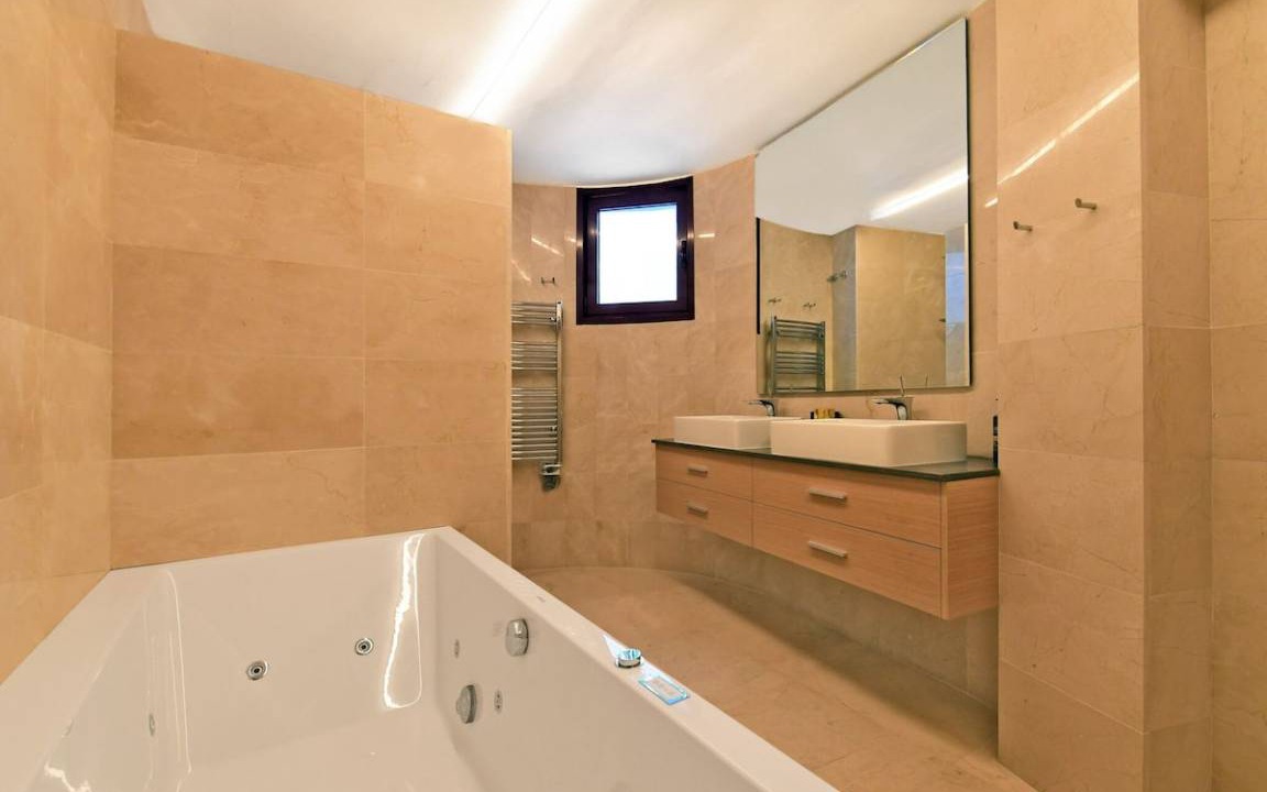 Photo of Bathroom in Nueva Andalucia
