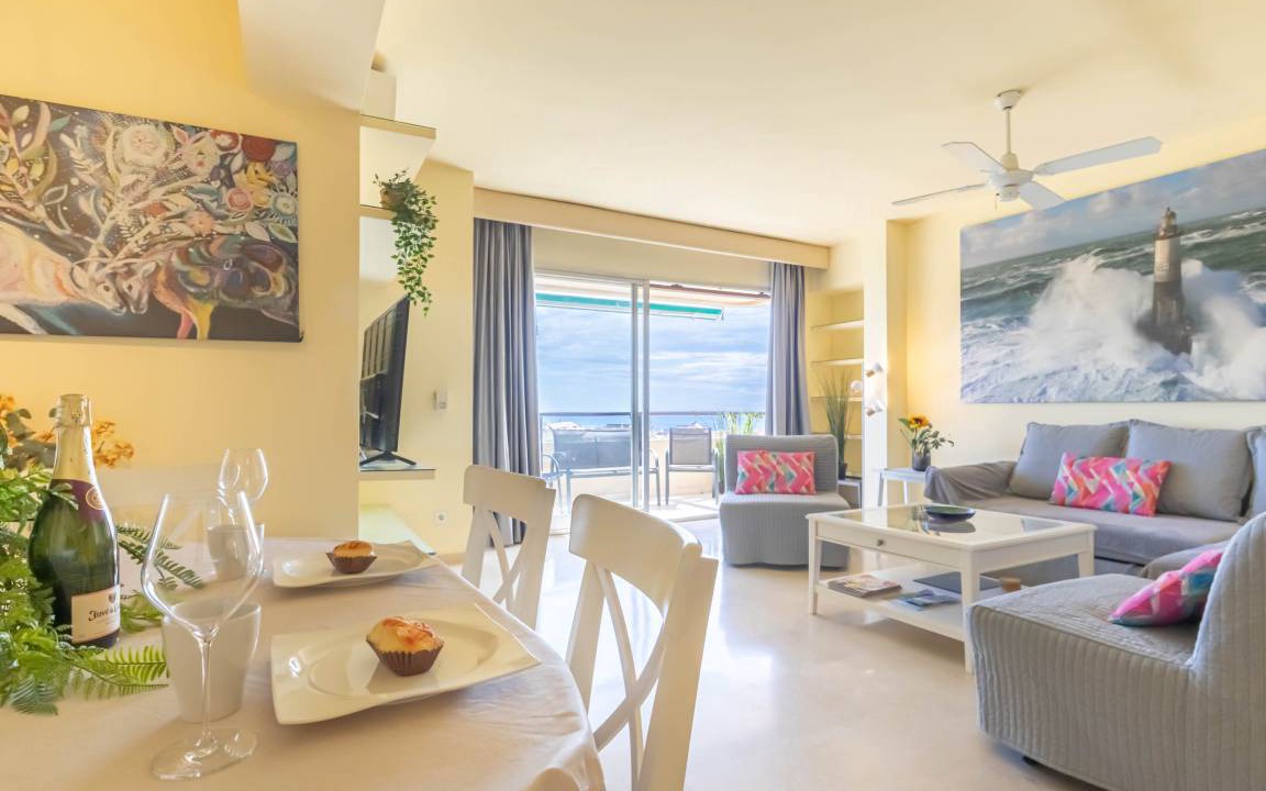 Photo of Livingroom in Nikki Beach