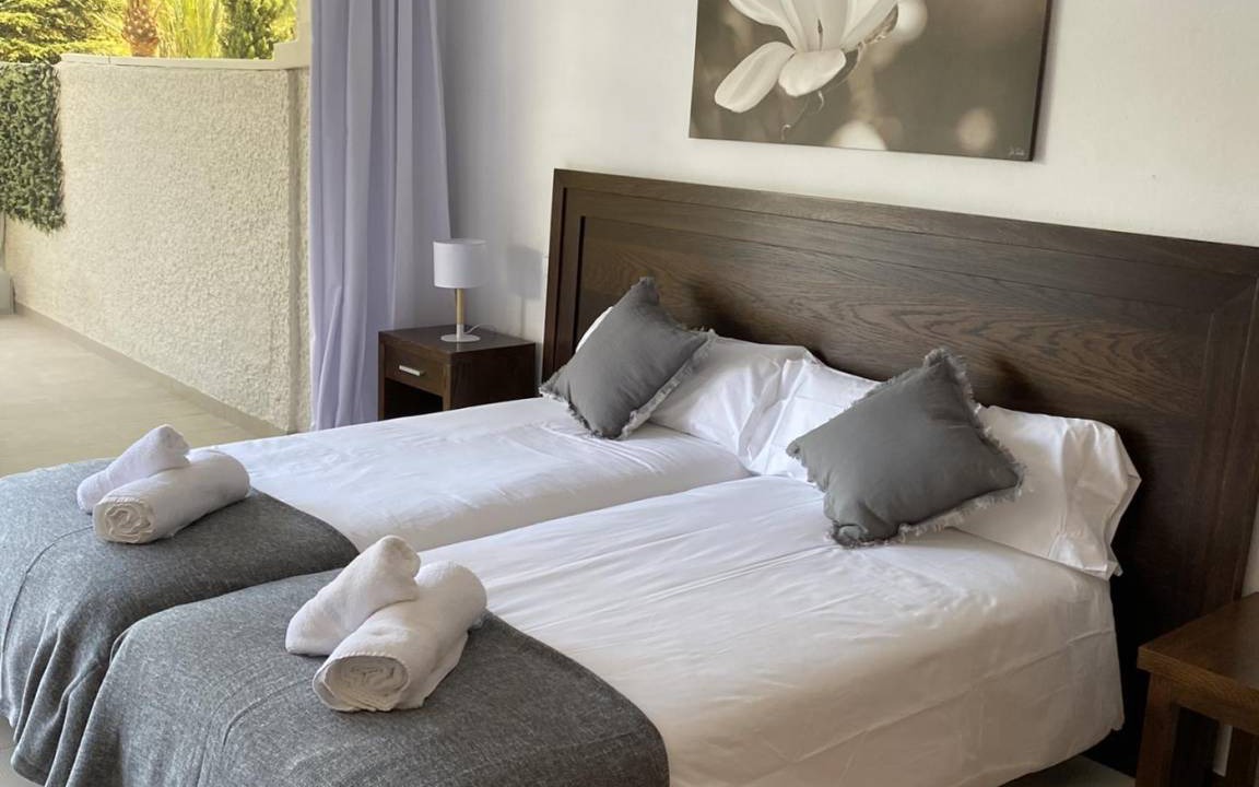 Photo of Bedroom in Golden Mile