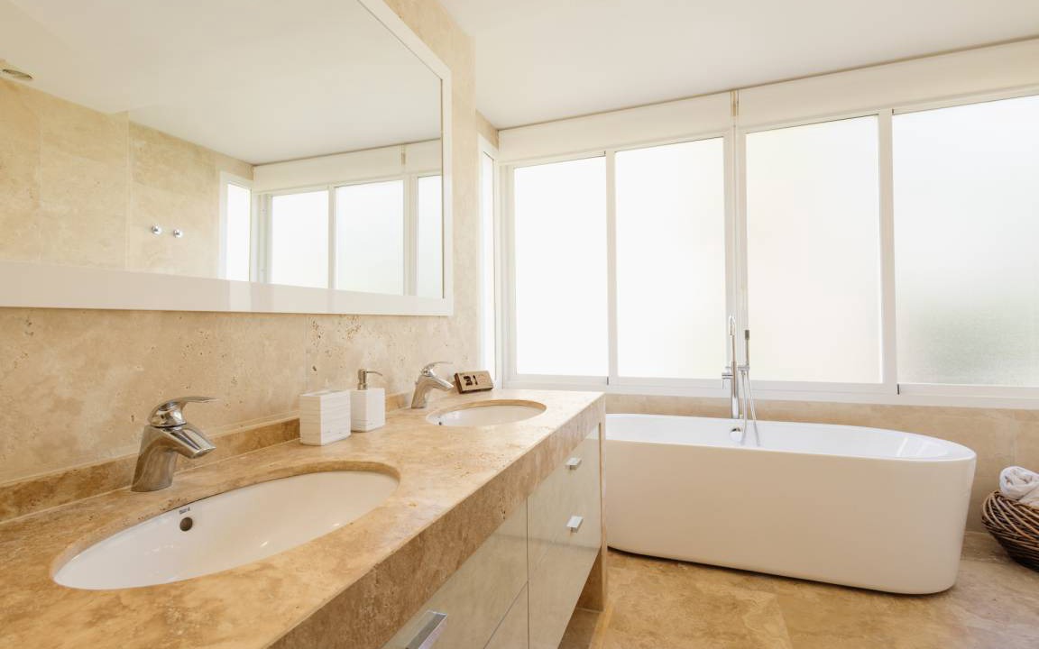 Photo of Bathroom in Elviria