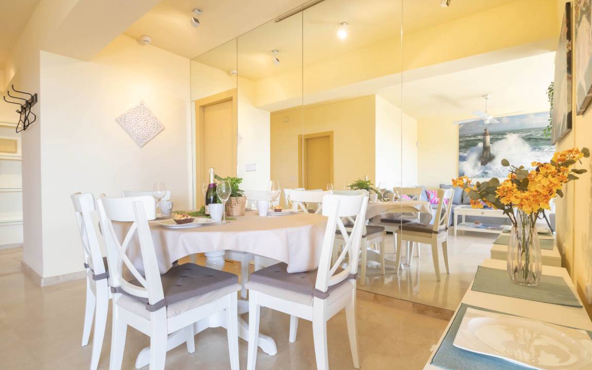Photo of Livingroom in Nikki Beach