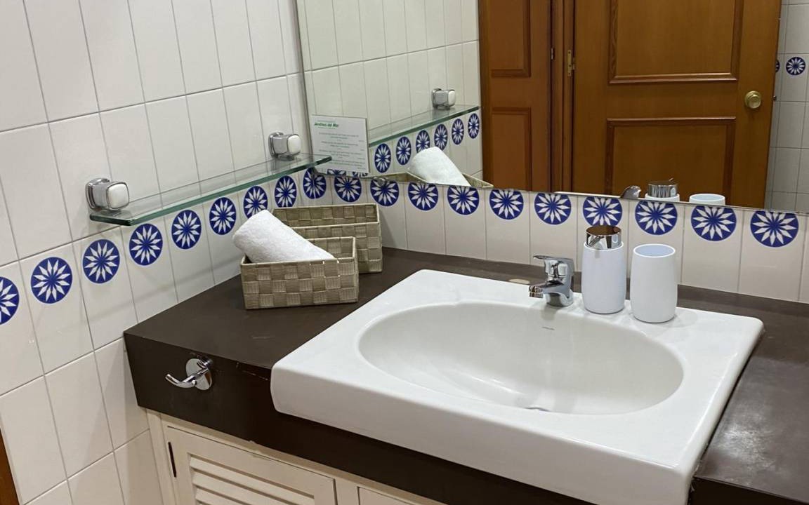 Photo of Bathroom in Golden Mile