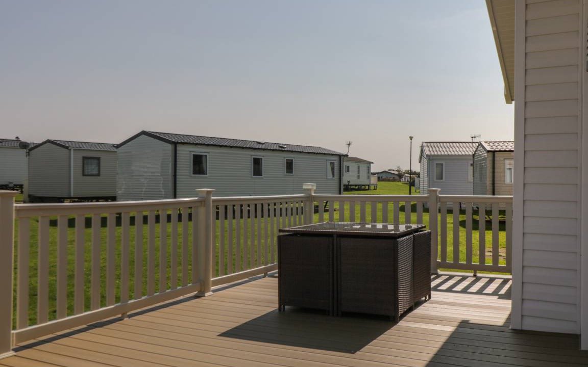 Photo of Others in Cayton Bay