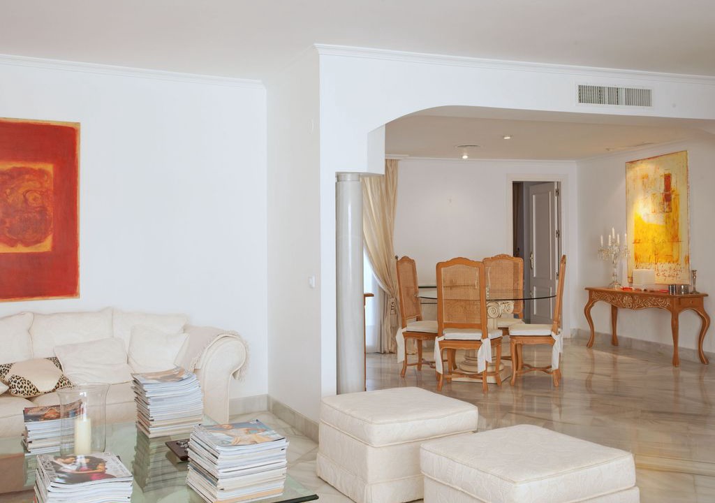 Photo of Livingroom in Nikki Beach