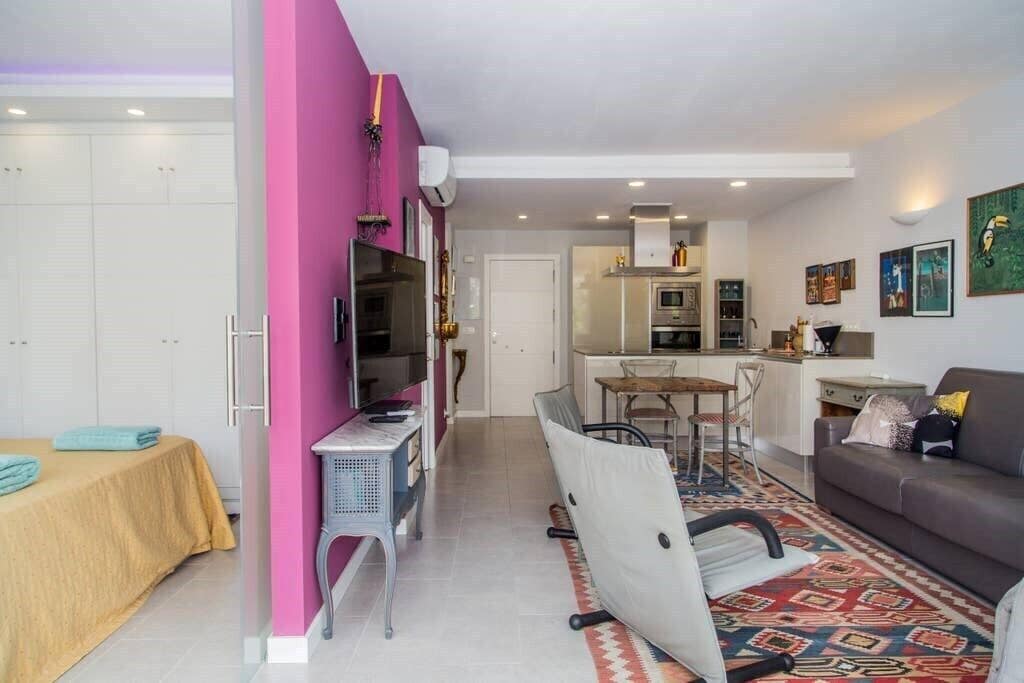 Photo of Livingroom in Golden Mile