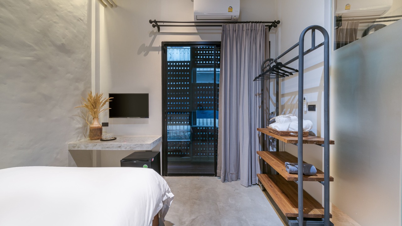 Photo of Bedroom in Thanon Phetchaburi